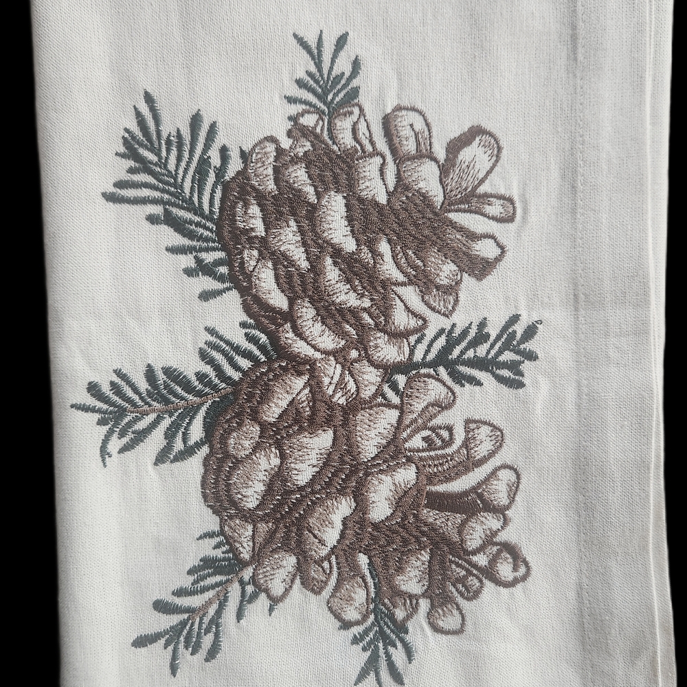 Embroidered Pinecone Table Runner C&F Design 13 By 72